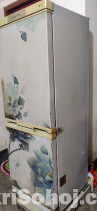 LG BUTTERFLY FRIDGE & AUTO VOLTAGE STABILIZER